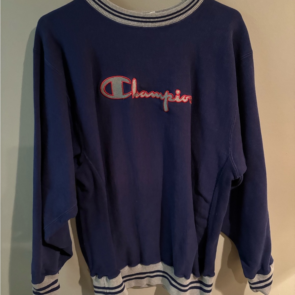 Champion men’s sweatshirt